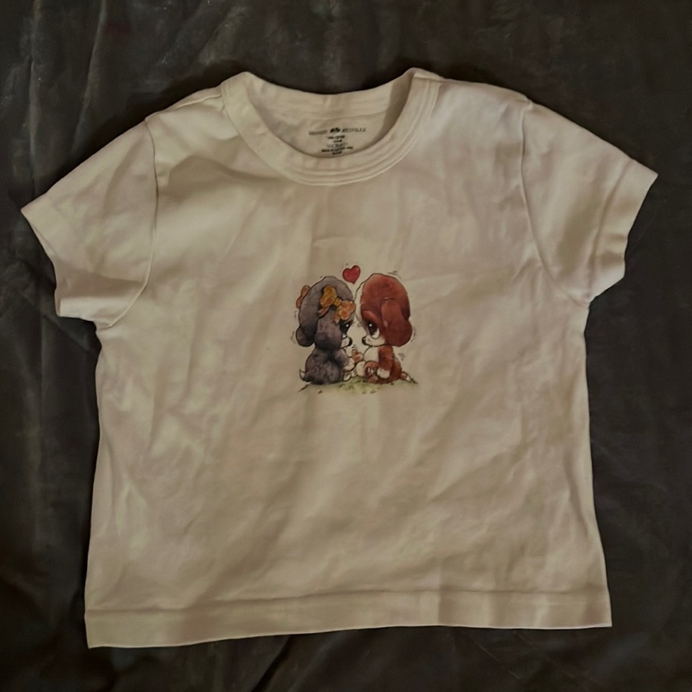 Brandy Melville Puppy Love Top. Nwot